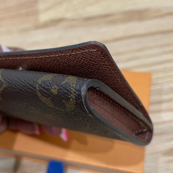 Louis Vuitton Envelope Business Card Holder - Picture 4 of 11